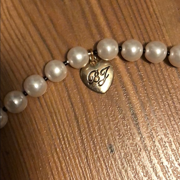 Betsey Johnson School Of Dance Pearl Necklace - Picture 4 of 6